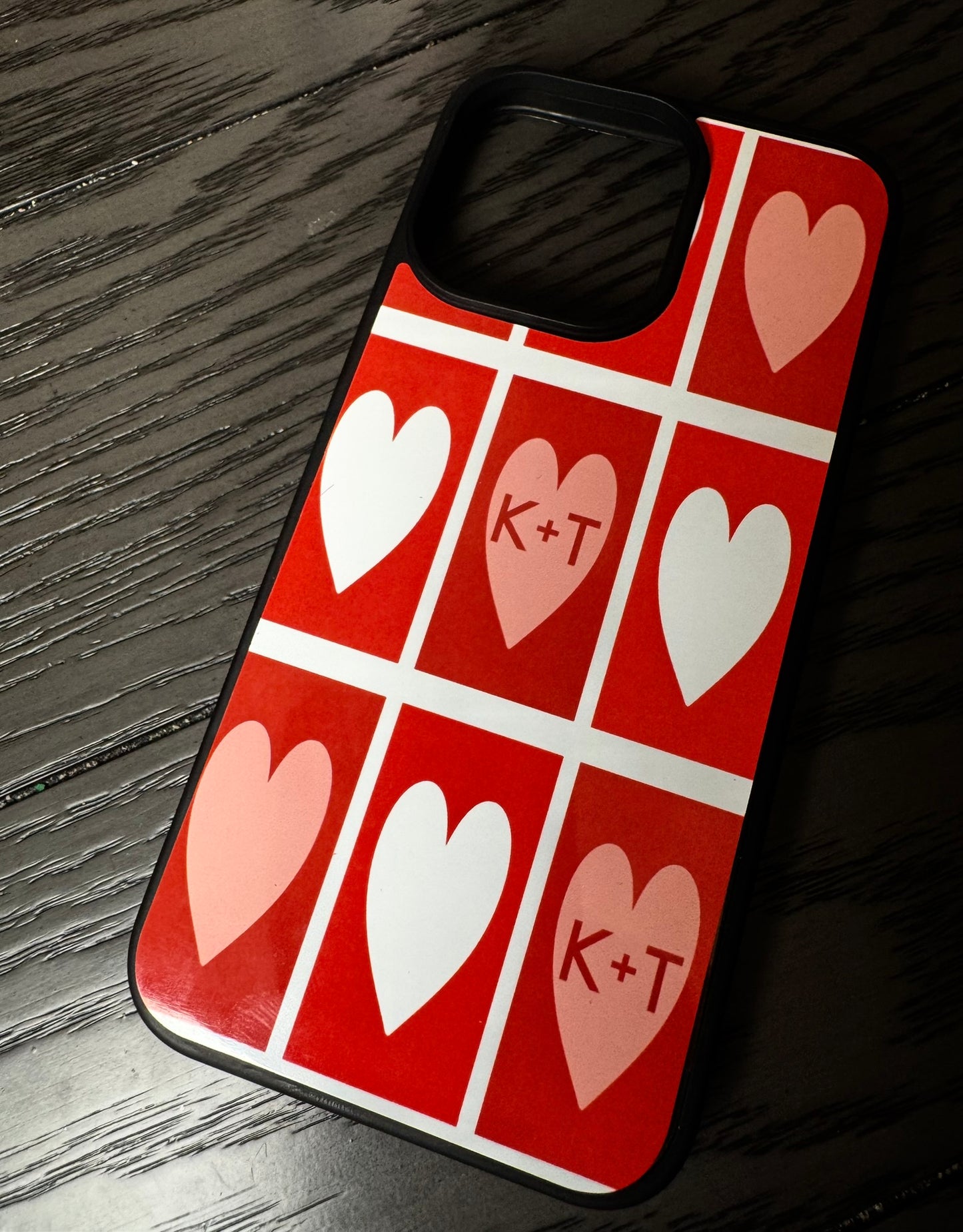 Retro Love: Valentine’s Day Aesthetic Phone Cases