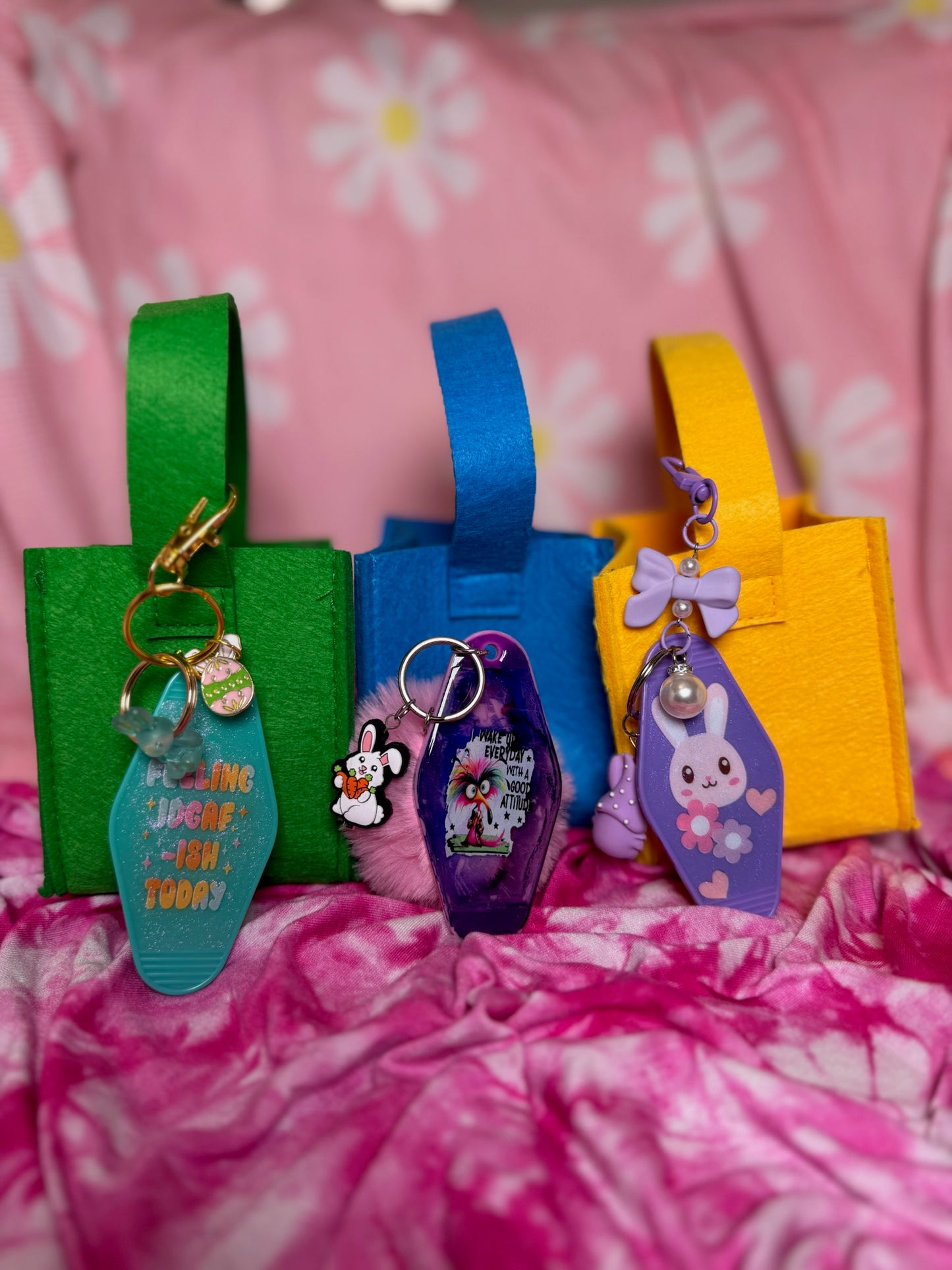 Hoppy Easter Bunny Keychain β Adorable Springtime Charm!