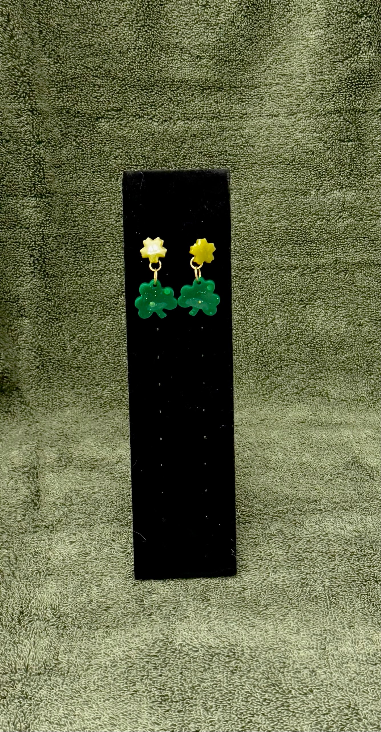 Lucky Charm Clover Earrings – Celebrate St. Patrick’s Day in Style!