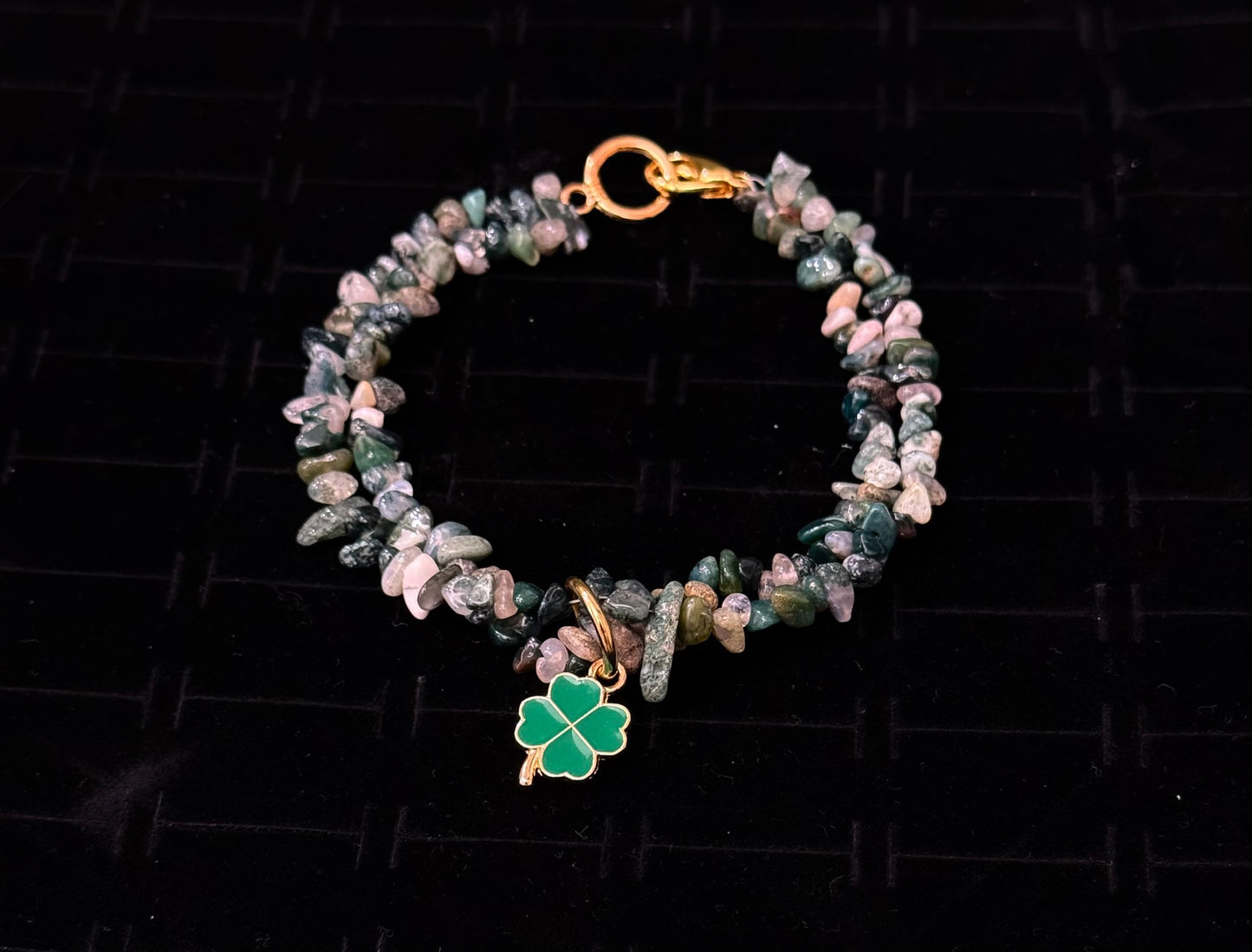 Lucky Clover Gemstone Bracelet – A Touch of Nature & Fortune! B-Day Gifts for Her