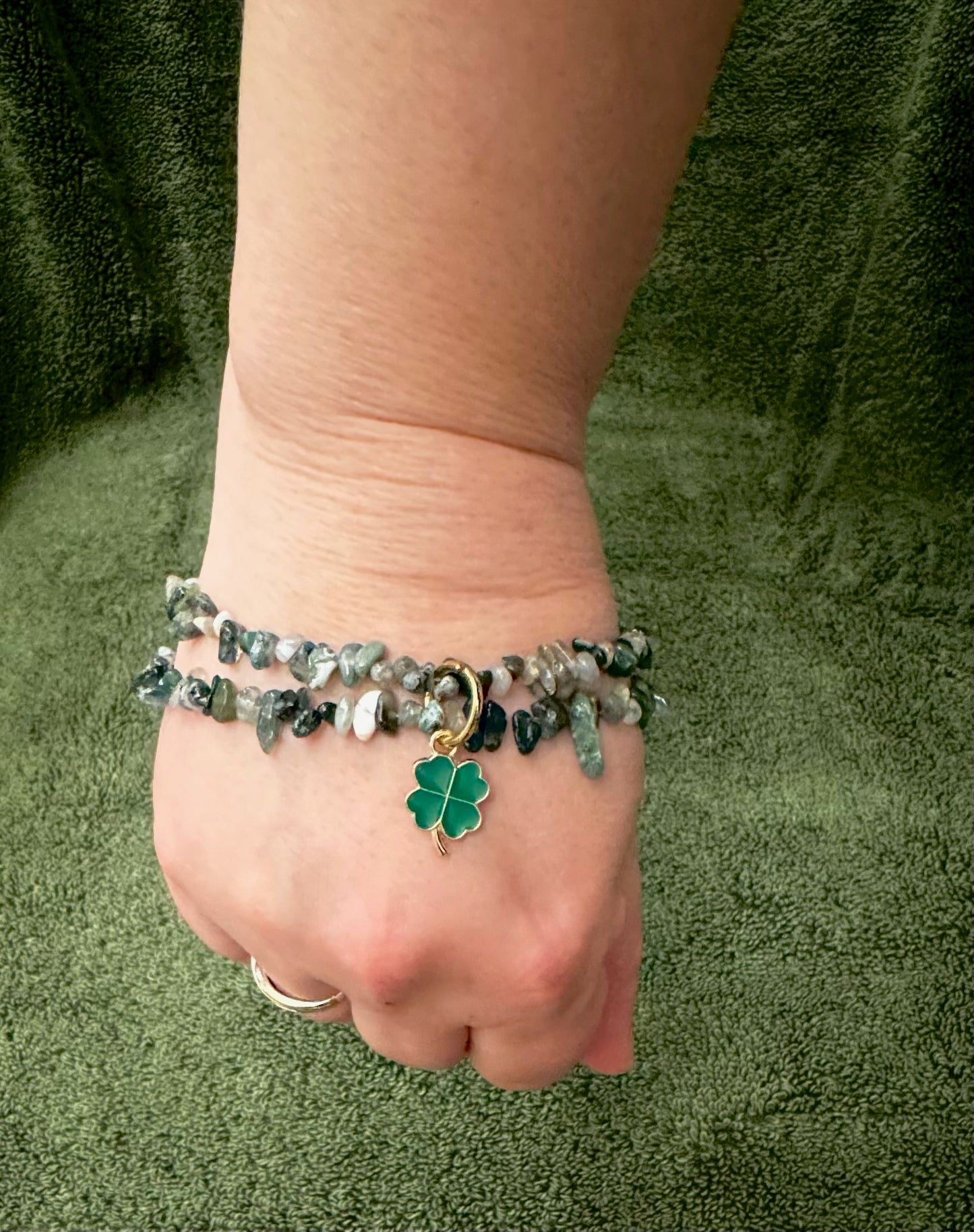 Lucky Clover Gemstone Bracelet – A Touch of Nature & Fortune! B-Day Gifts for Her