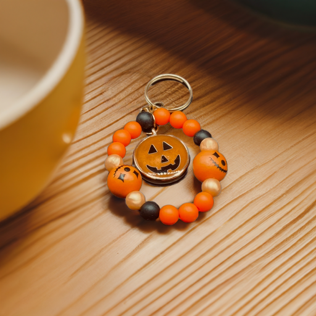 Pumpkin Patch Spook Keychain