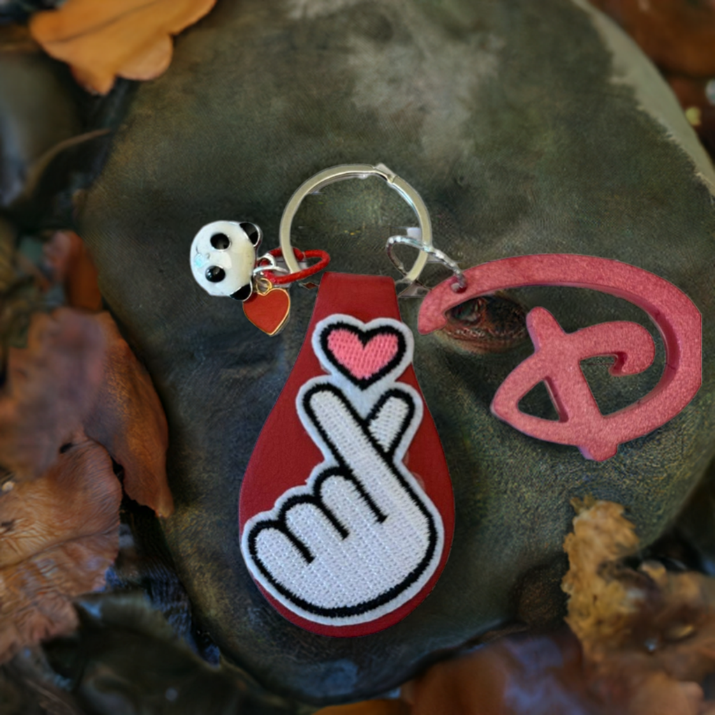 Heartfelt Panda Hug Keychain - Symbol of Love and Affection